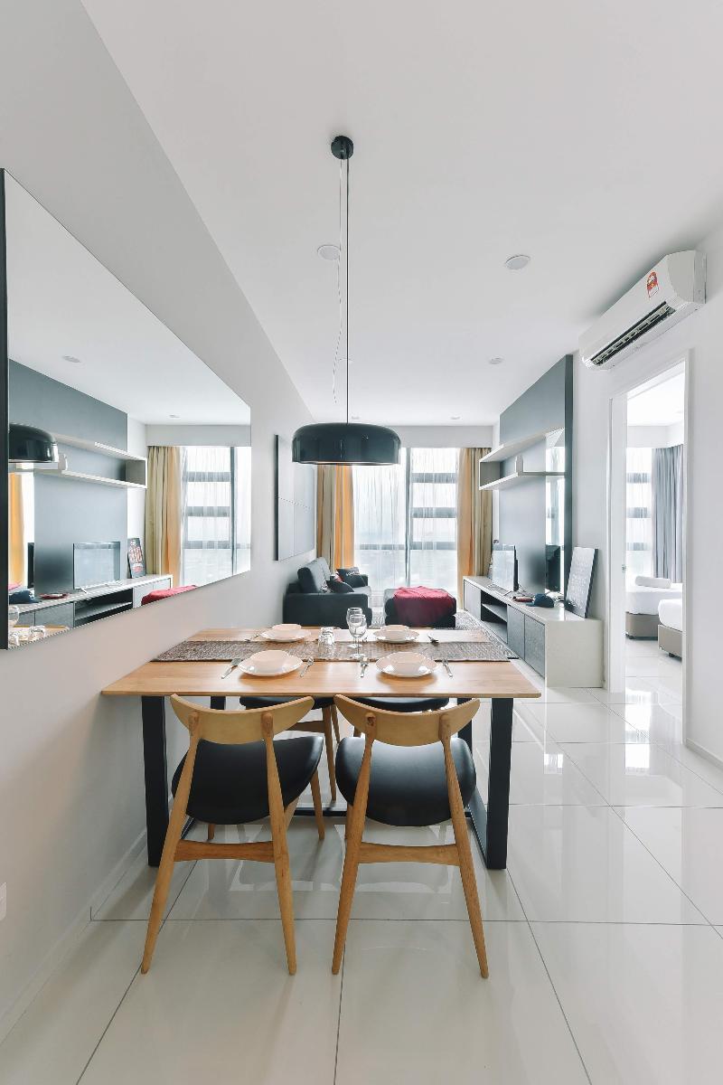 Robertson Premier By Subhome Hotel