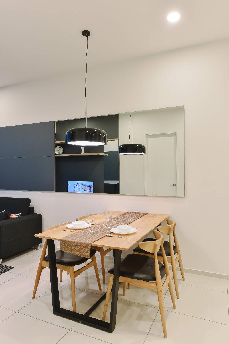 Hotel Robertson Premier By Subhome